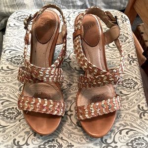 Frye wedge sandals SOOO CUTE!